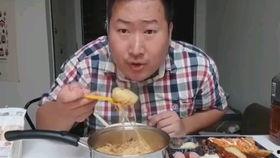 广西大叔吃瓜视频大全,趣味横生的乡村生活瞬间